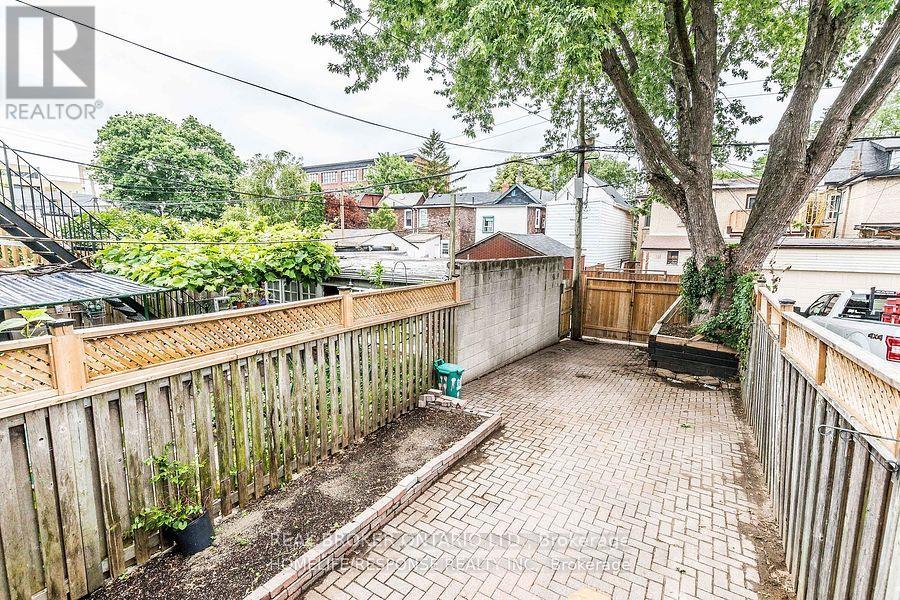 20 Golden Avenue W, Toronto (Roncesvalles), Ontario  M6R 2J4 - Photo 18 - W14108650