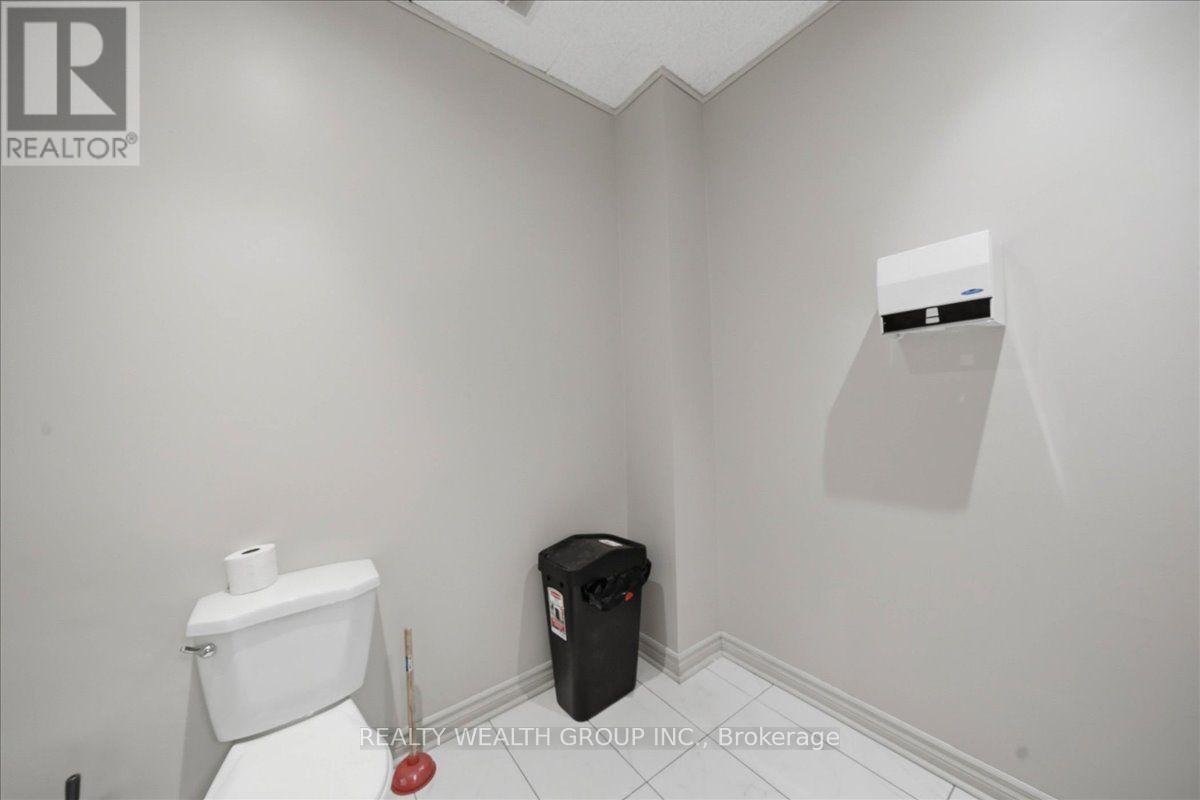 106 - 1280 Finch Avenue, Toronto, Ontario  M3J 3K6 - Photo 11 - W14108680