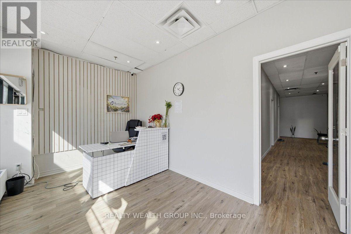 106 - 1280 Finch Avenue, Toronto, Ontario  M3J 3K6 - Photo 4 - W14108680