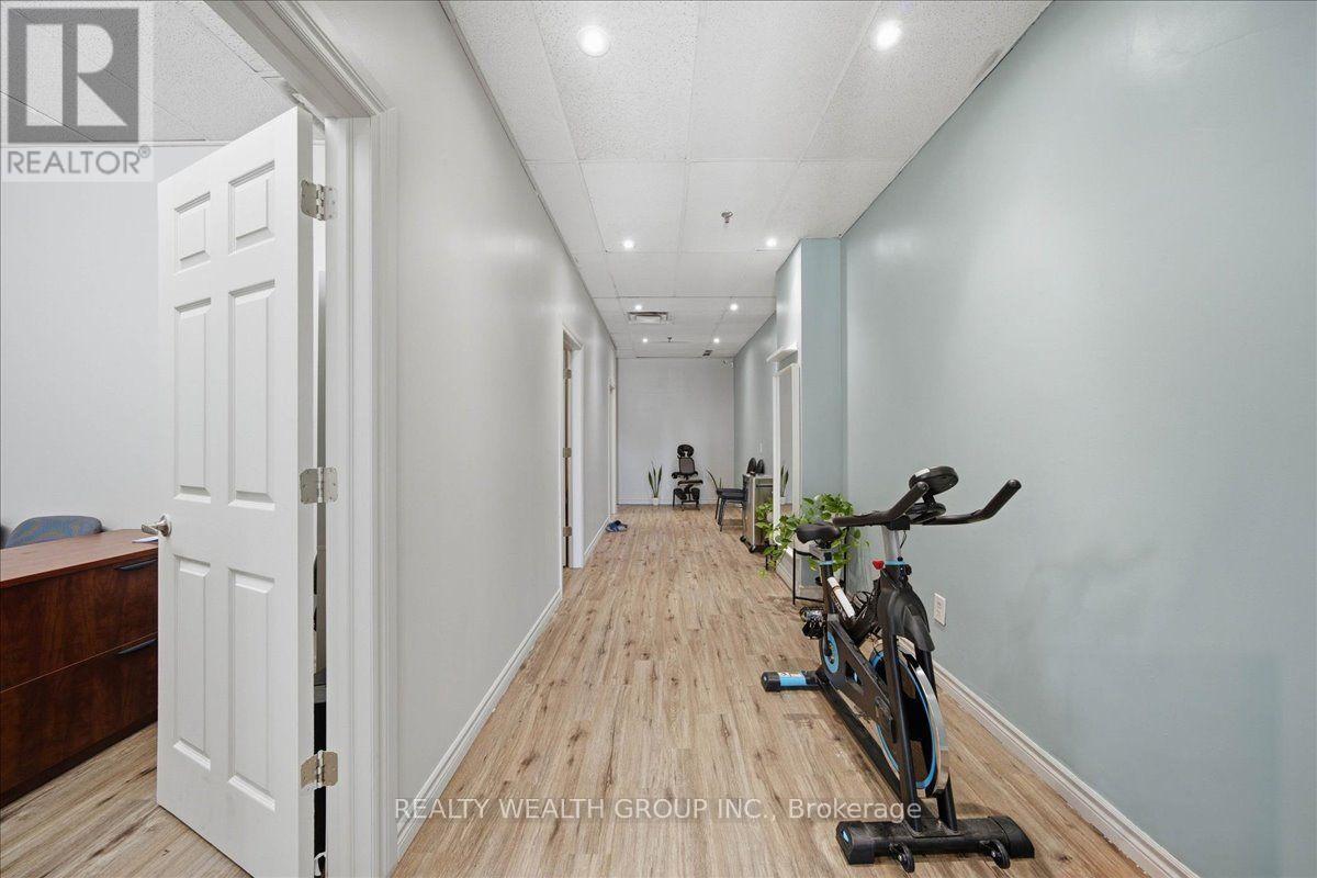 106 - 1280 Finch Avenue, Toronto, Ontario  M3J 3K6 - Photo 5 - W14108680