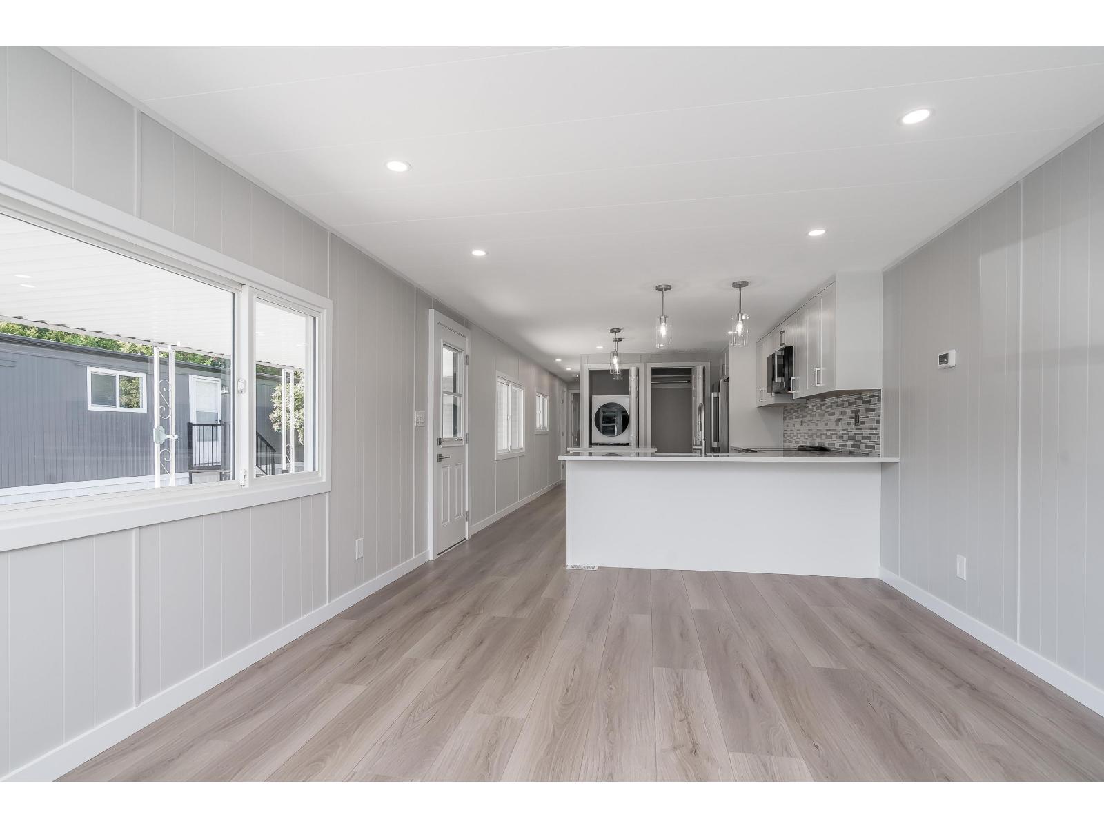 222 1840 160 STREET