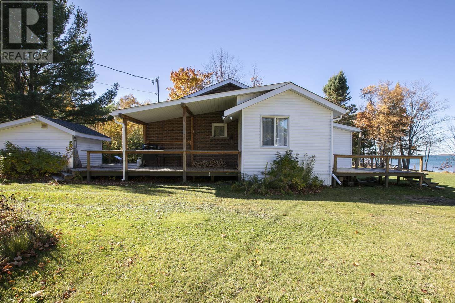 37 Albert Ter, Goulais River, Ontario  P0S 1E0 - Photo 15 - SM262958