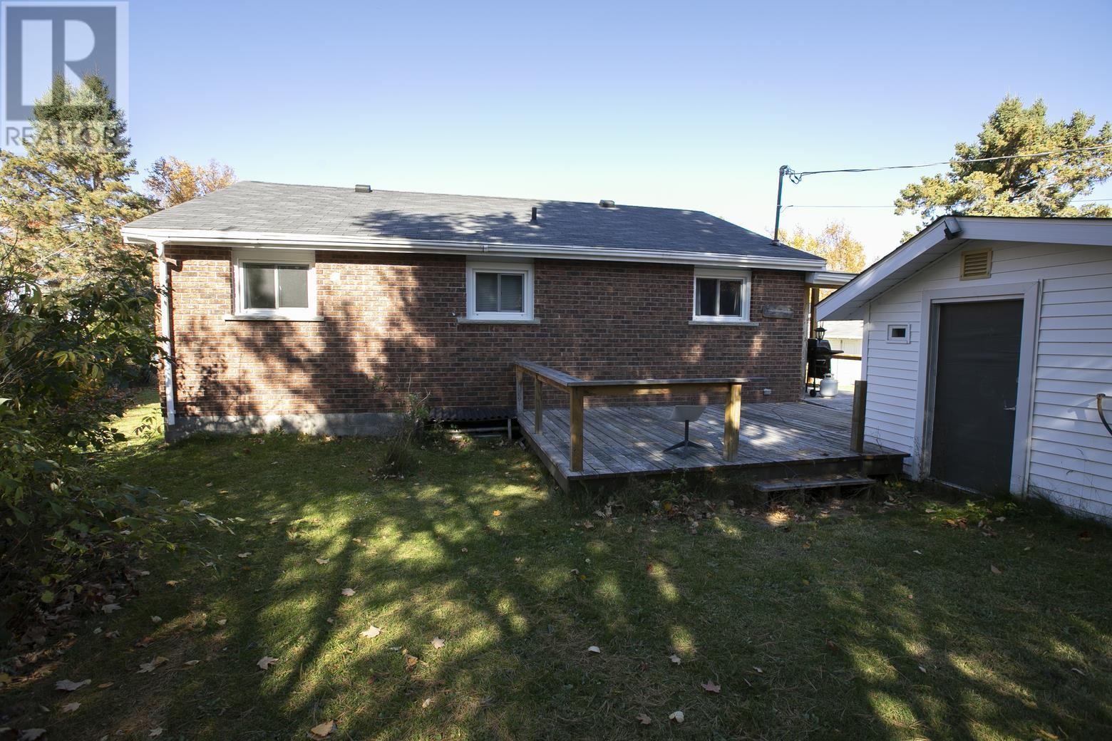 37 Albert Ter, Goulais River, Ontario  P0S 1E0 - Photo 18 - SM262958