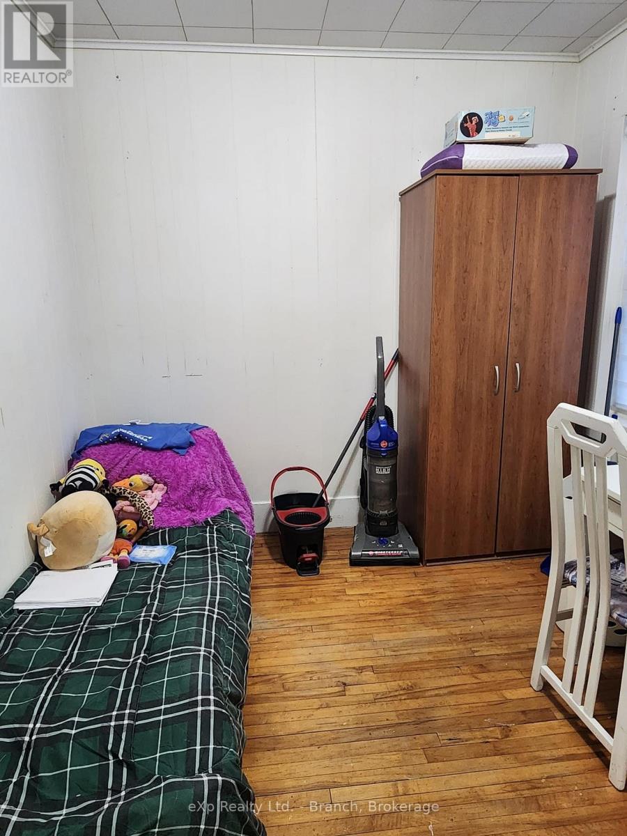 58 Second Street E, Kirkland Lake, Ontario  P2N 1R5 - Photo 15 - T14108850