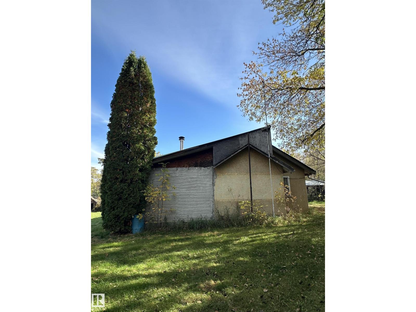 554071 Range Road 183