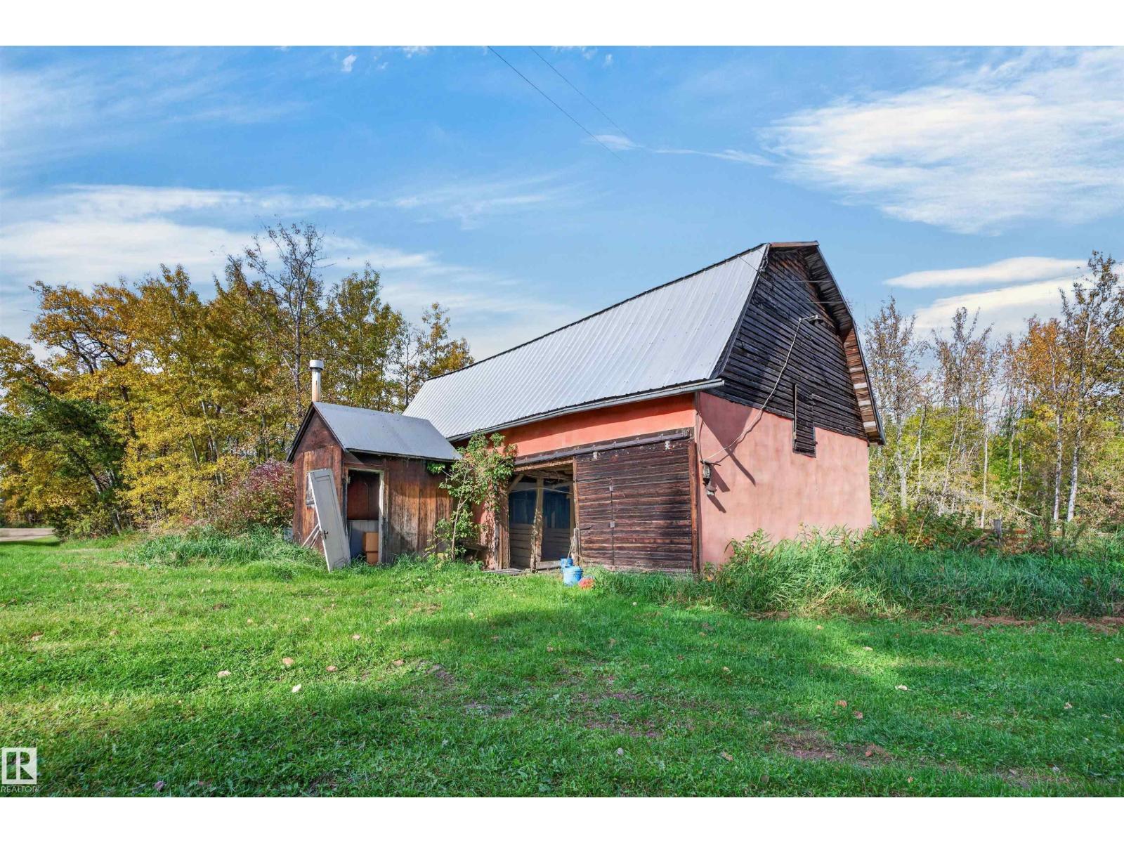 554071 Range Road 183