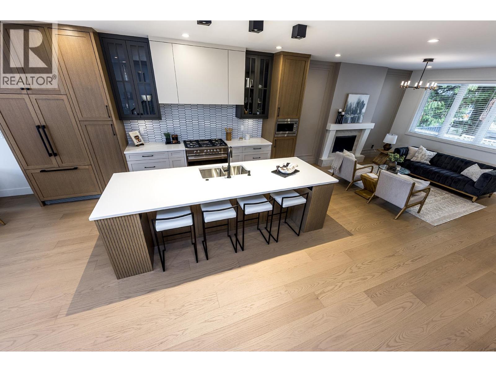 357 E 22nd Street, North Vancouver, British Columbia  V7L 3C8 - Photo 25 - R3177205