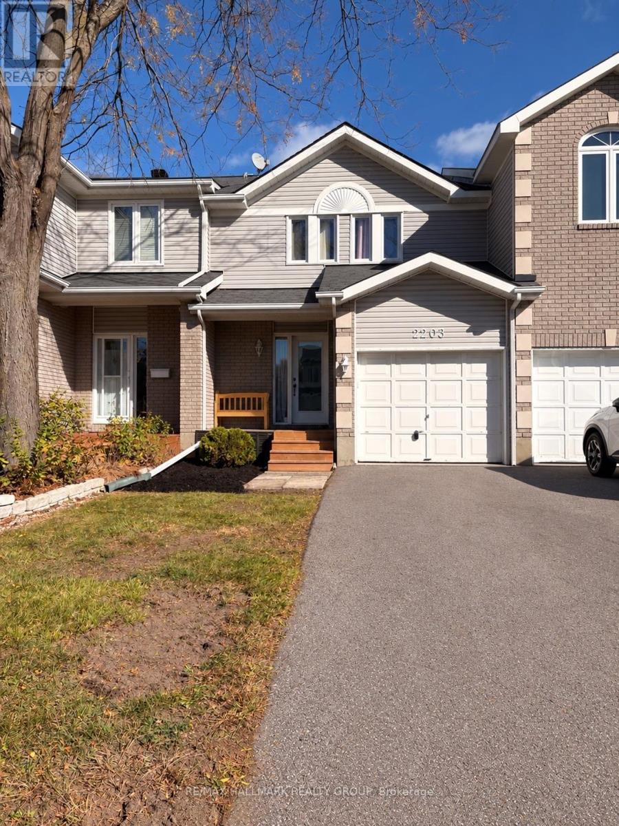 2203 SATURN CRESCENT, ottawa, Ontario