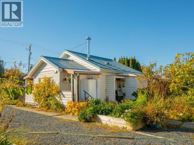 6941 KAMLOOPS STREET