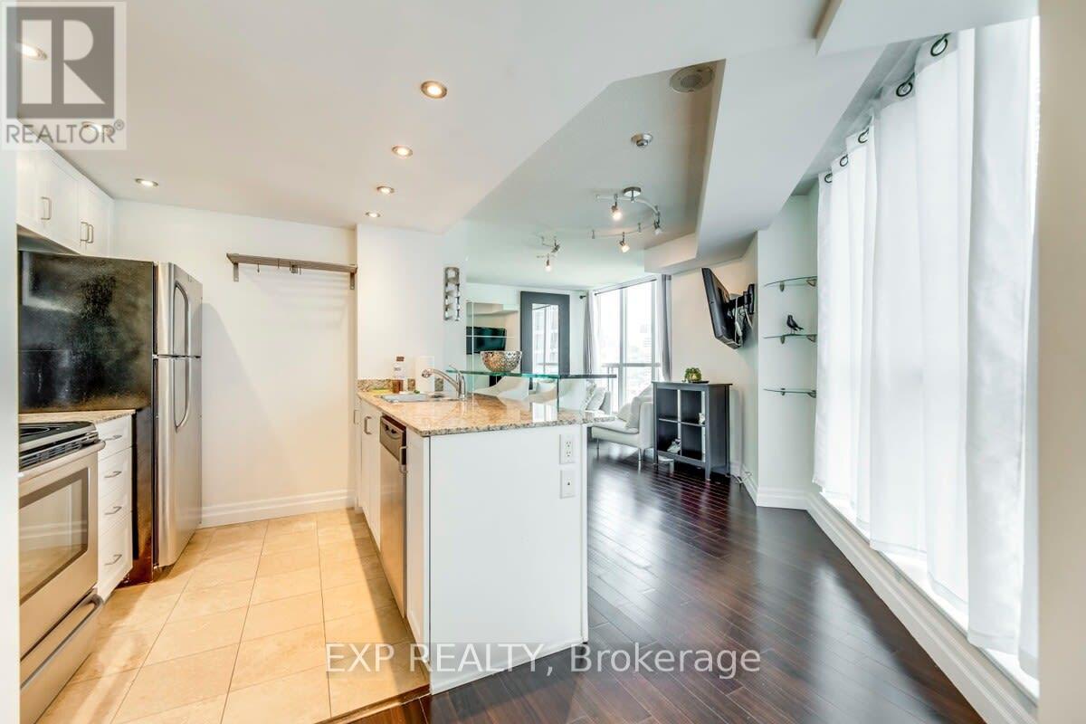 1213 - 208 Queens Quay W, Toronto (Waterfront Communities), Ontario  M5J 2Y5 - Photo 15 - C14108788