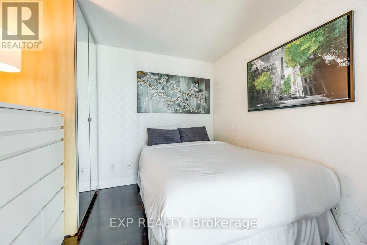 1213 - 208 Queens Quay W, Toronto (Waterfront Communities), Ontario  M5J 2Y5 - Photo 7 - C14108788