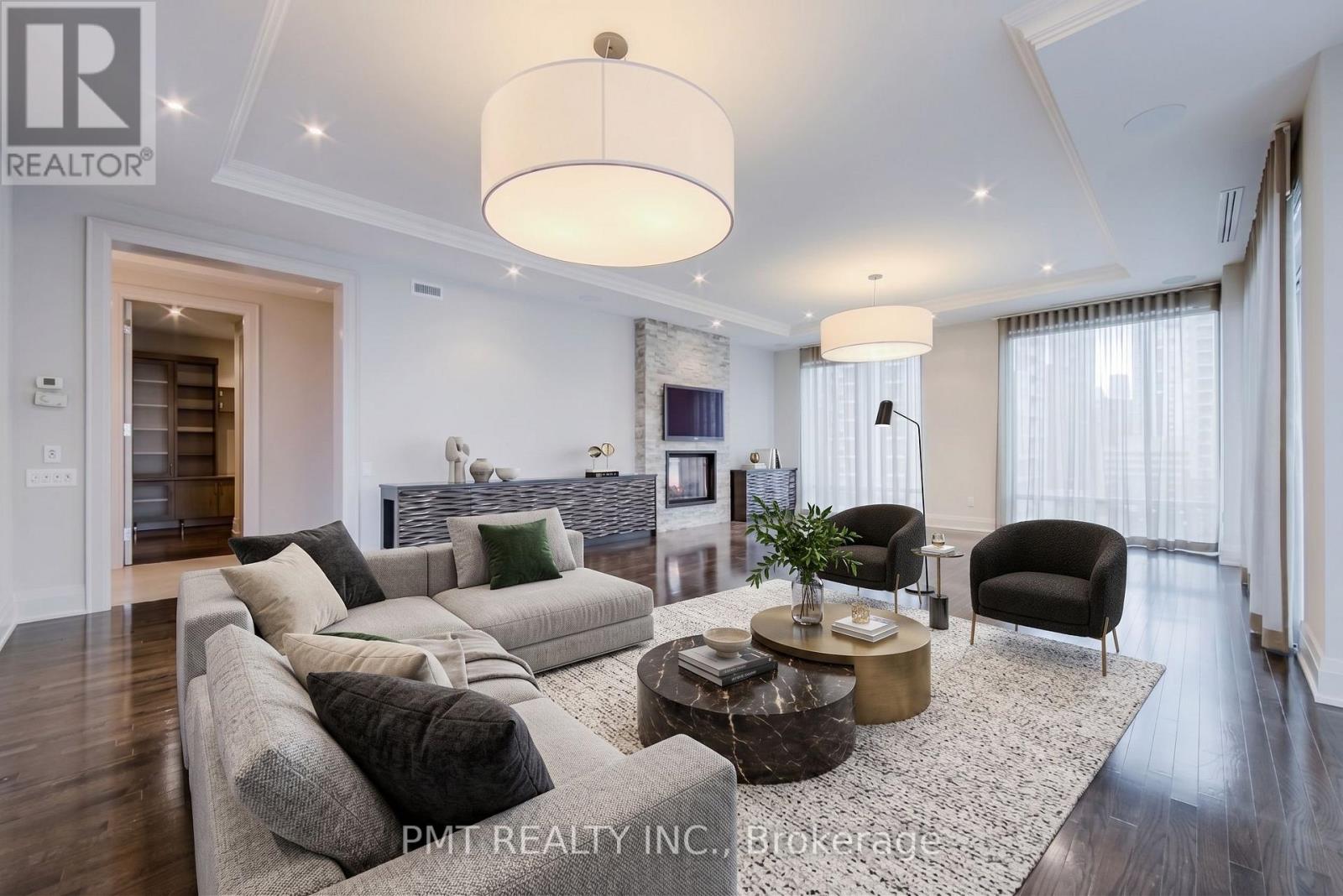 1004 - 80 Yorkville Avenue, Toronto (Annex), Ontario  M5R 2C2 - Photo 4 - C14108790