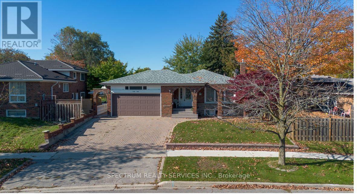 42 Berkham Road, Toronto (Woburn), Ontario  M1H 2T4 - Photo 1 - E14108866