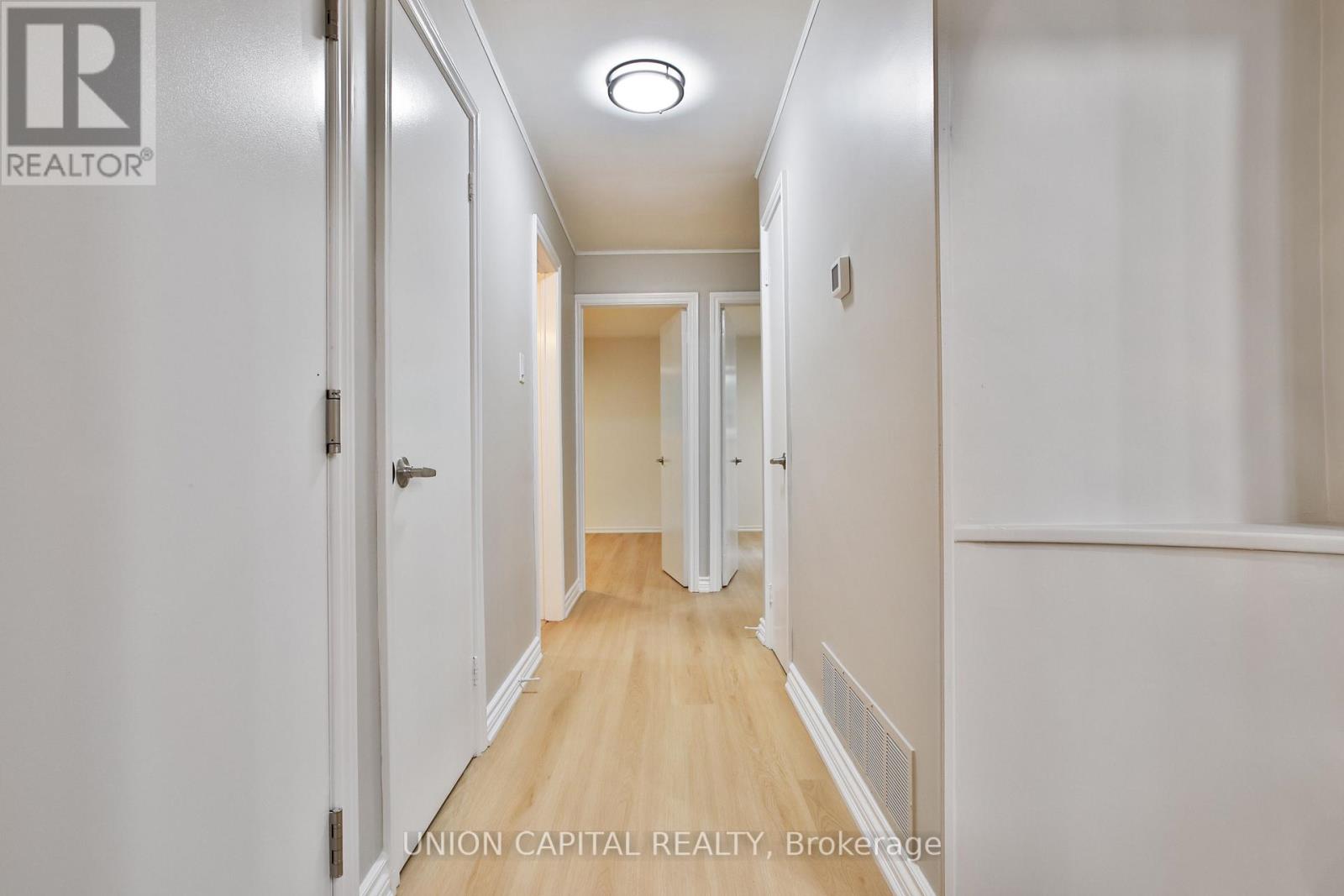 Upper - 131 Romfield Circuit, Markham (Royal Orchard), Ontario  L3T 3H7 - Photo 15 - N14108718