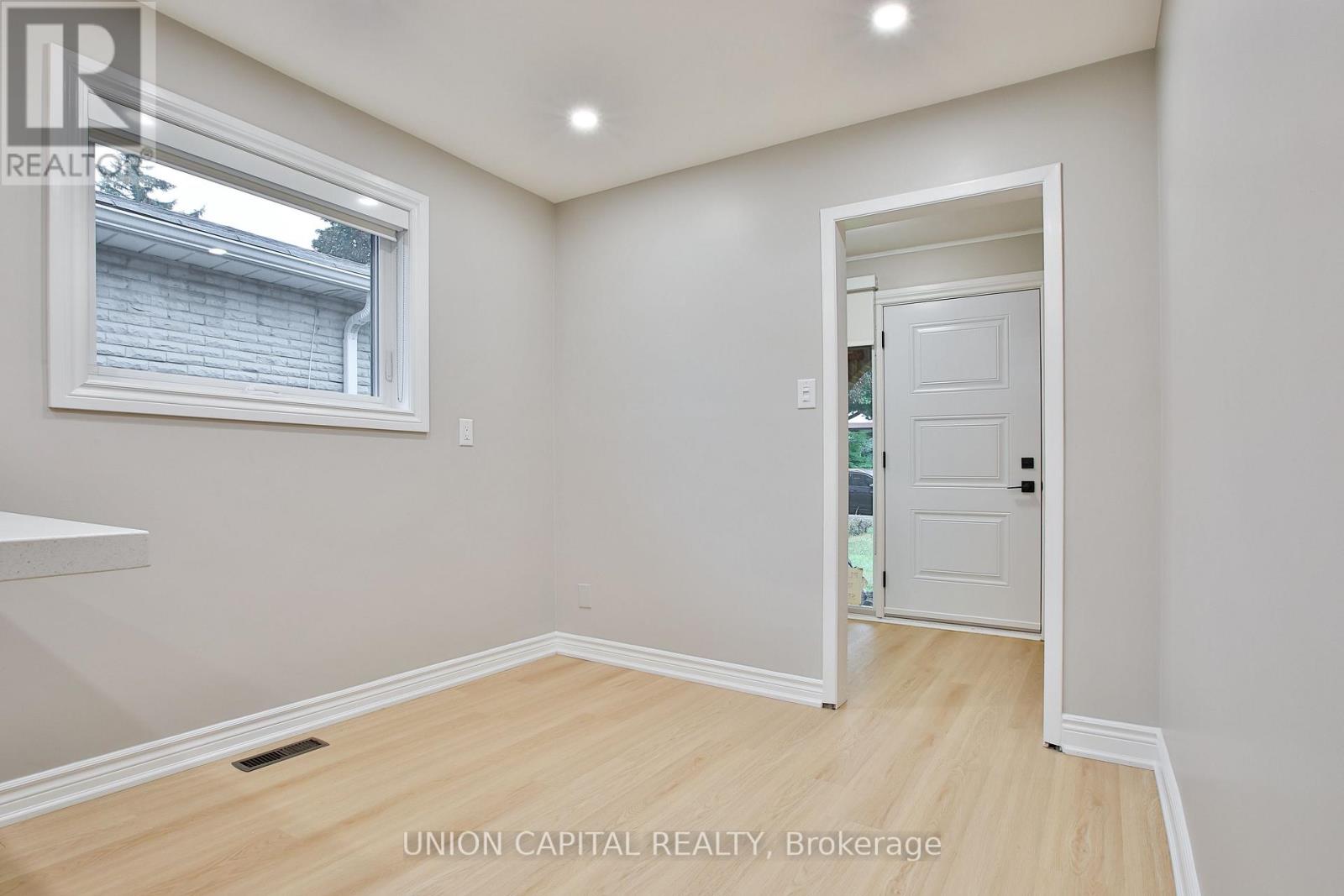 Upper - 131 Romfield Circuit, Markham (Royal Orchard), Ontario  L3T 3H7 - Photo 17 - N14108718