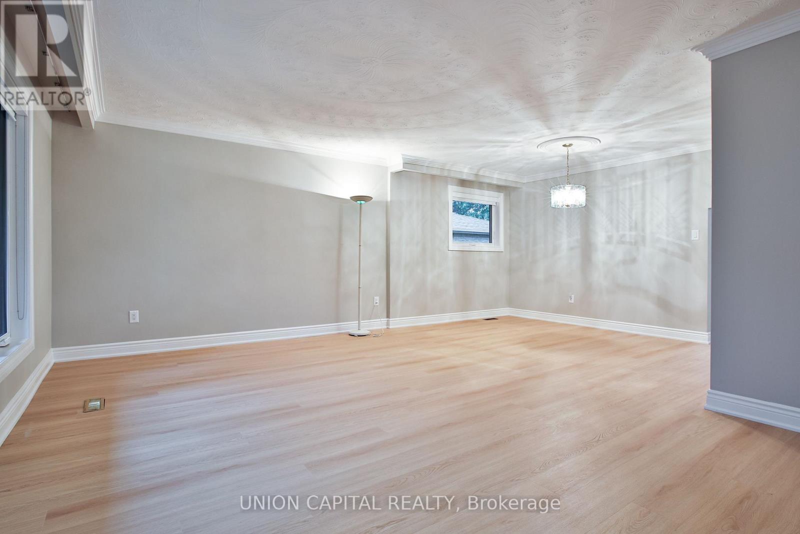Upper - 131 Romfield Circuit, Markham (Royal Orchard), Ontario  L3T 3H7 - Photo 19 - N14108718