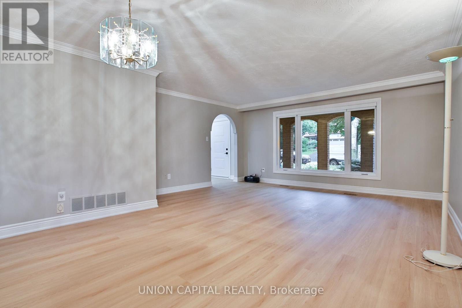 Upper - 131 Romfield Circuit, Markham (Royal Orchard), Ontario  L3T 3H7 - Photo 22 - N14108718