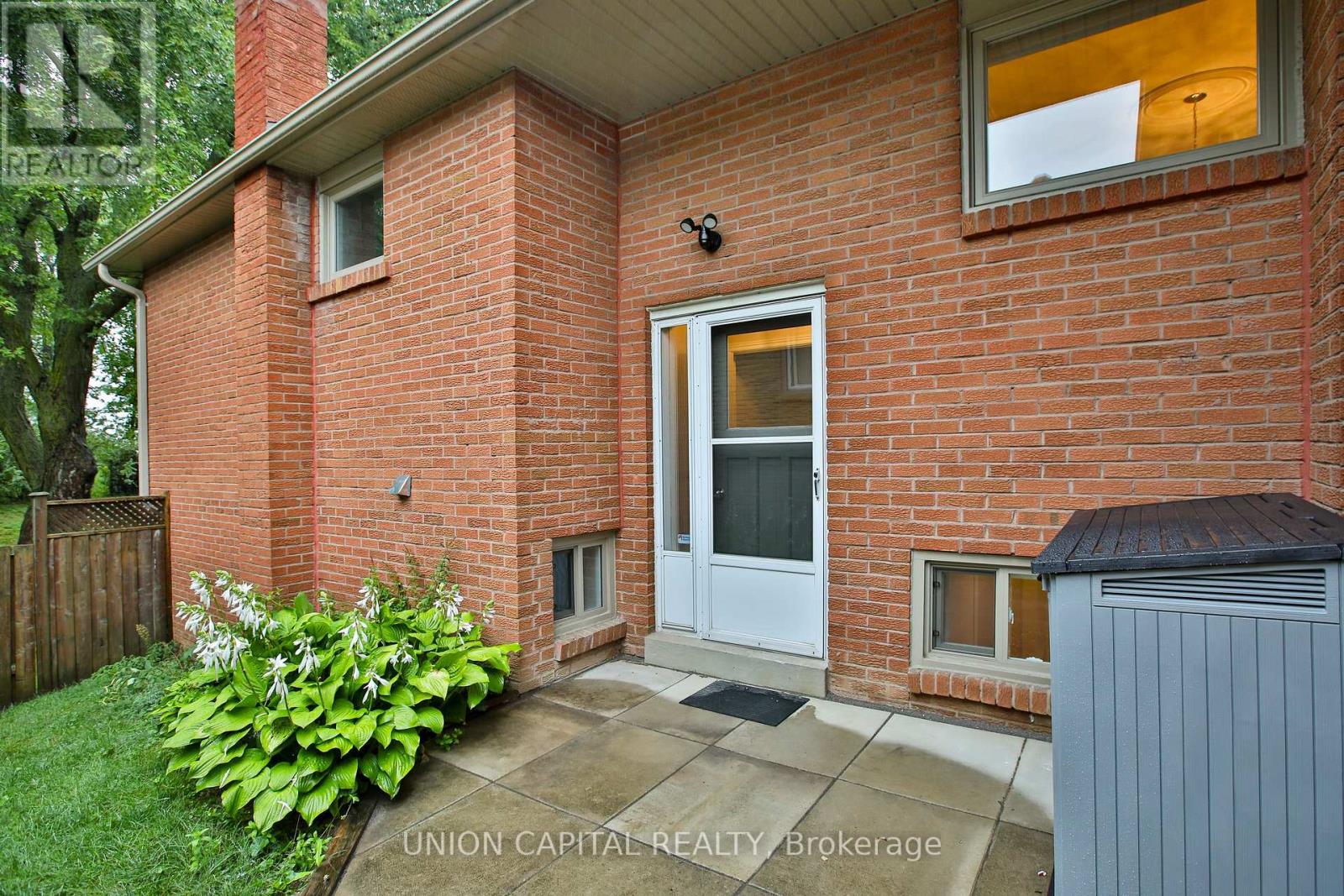 Upper - 131 Romfield Circuit, Markham (Royal Orchard), Ontario  L3T 3H7 - Photo 25 - N14108718