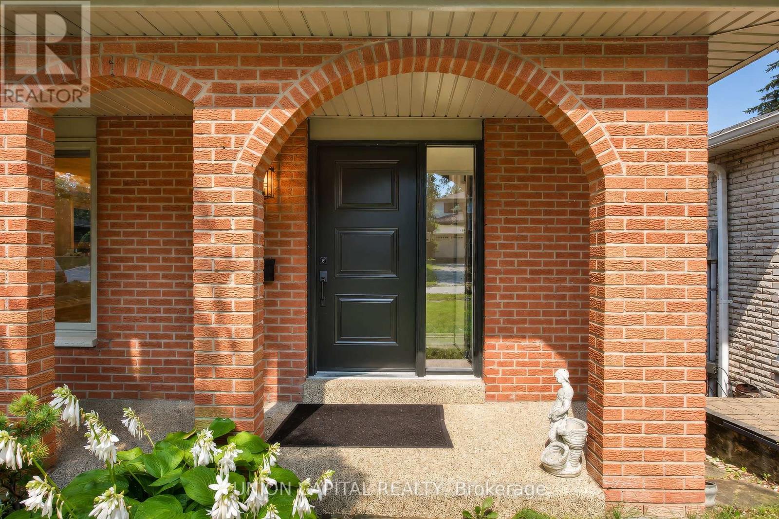 Upper - 131 Romfield Circuit, Markham (Royal Orchard), Ontario  L3T 3H7 - Photo 27 - N14108718