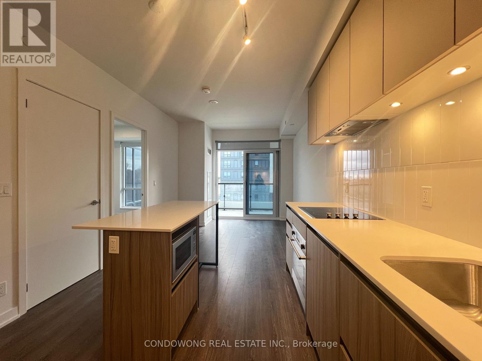 518 - 7950 Bathurst Street, Vaughan (Beverley Glen), Ontario  L4J 0L4 - Photo 2 - N14108846
