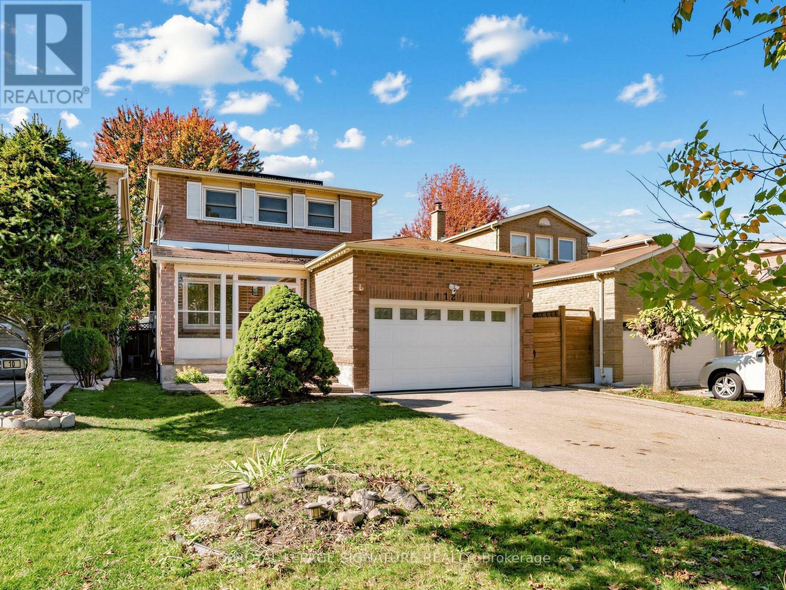12 Strathmore Drive, Markham, Ontario  L3P 6J6 - Photo 3 - N14108888