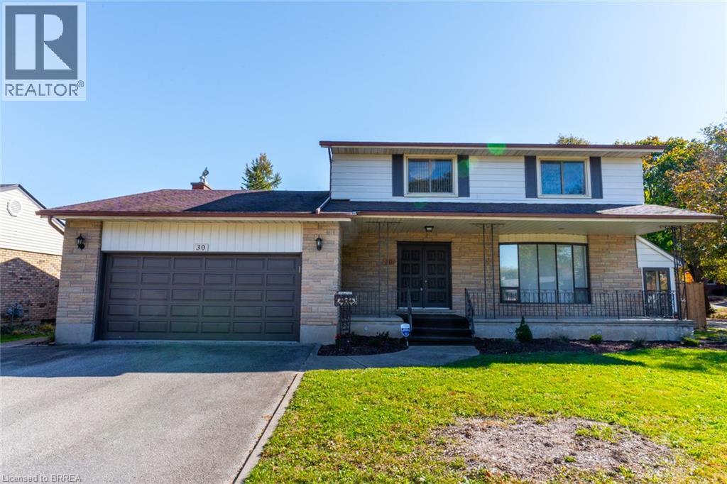 30 WOODWAY Trail, Brantford, Ontario