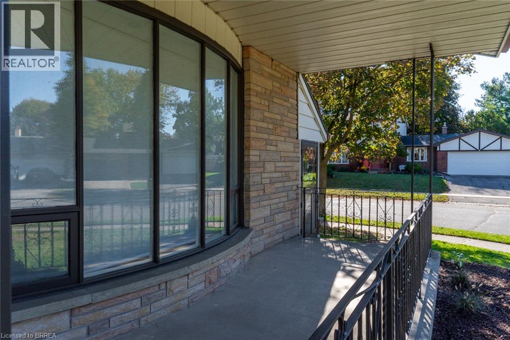 30 Woodway Trail, Brantford, Ontario  N3R 6G7 - Photo 5 - 40871642