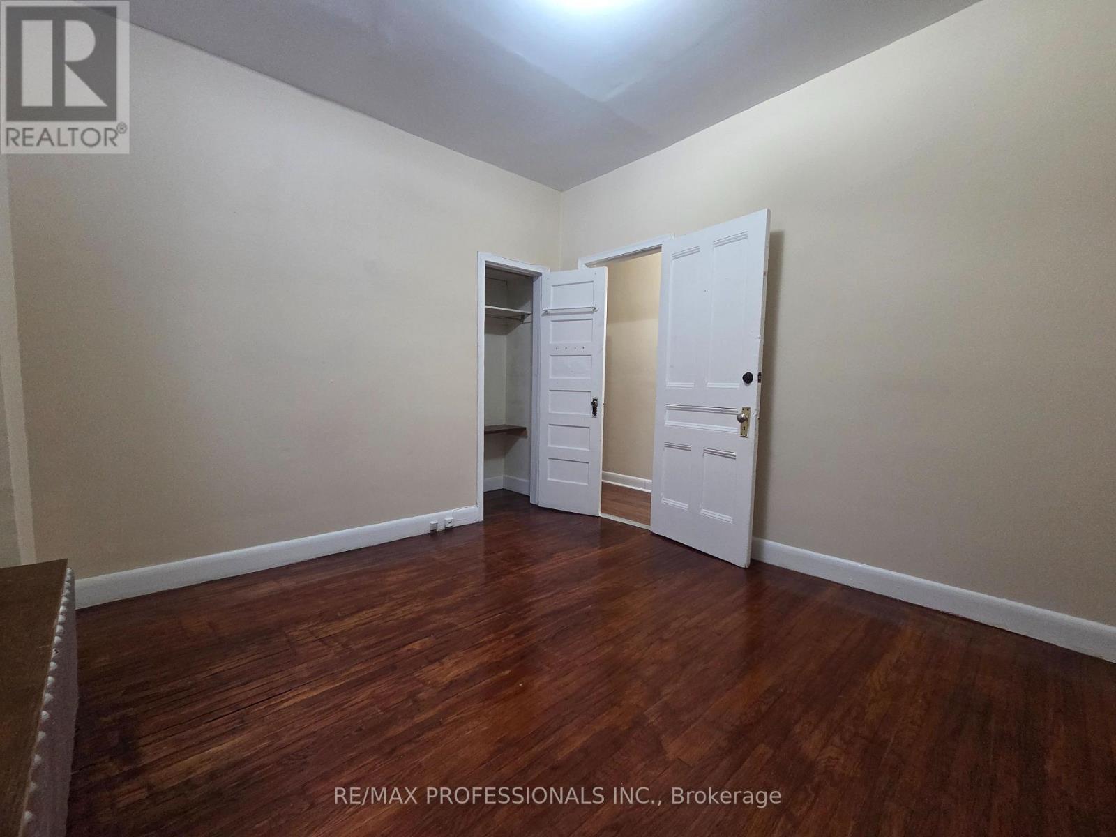 Main Level - 150 Robert Street, Toronto, Ontario  M5S 2K3 - Photo 4 - C13717964