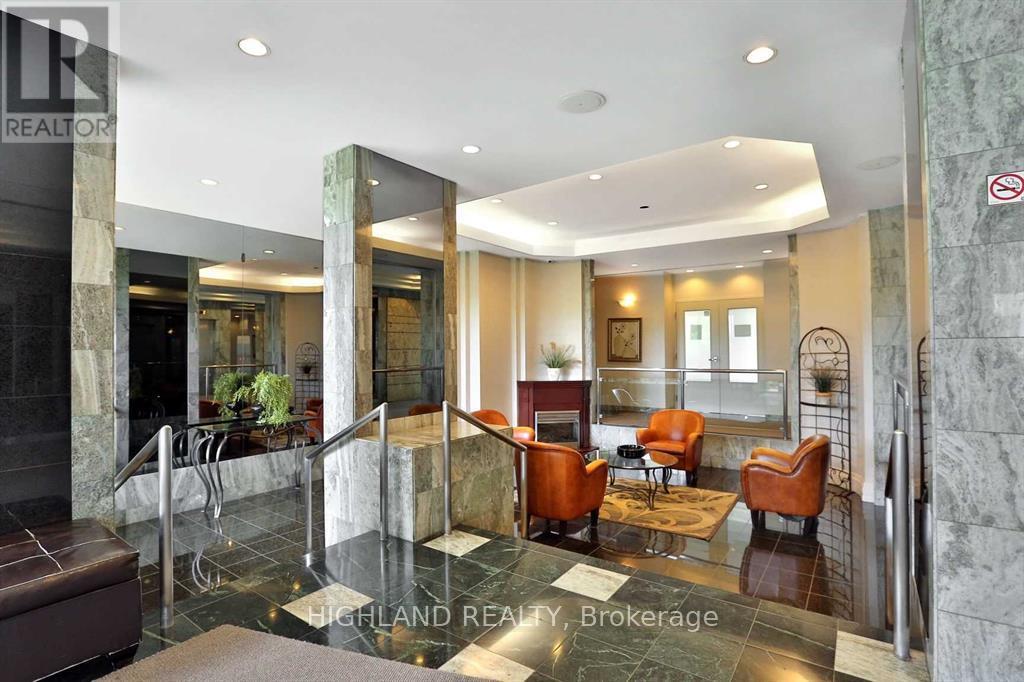 412 - 4470 Tucana Court, Mississauga (Hurontario), Ontario  L5R 3K8 - Photo 2 - W14108720