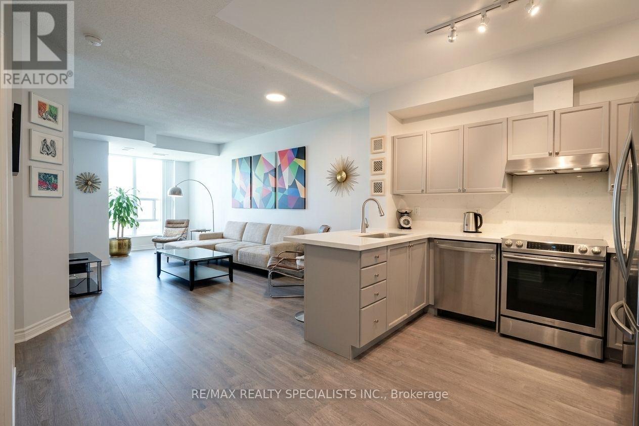 2207 - 33 Elm Drive, Mississauga, Ontario  L5B 4M2 - Photo 6 - W14108820