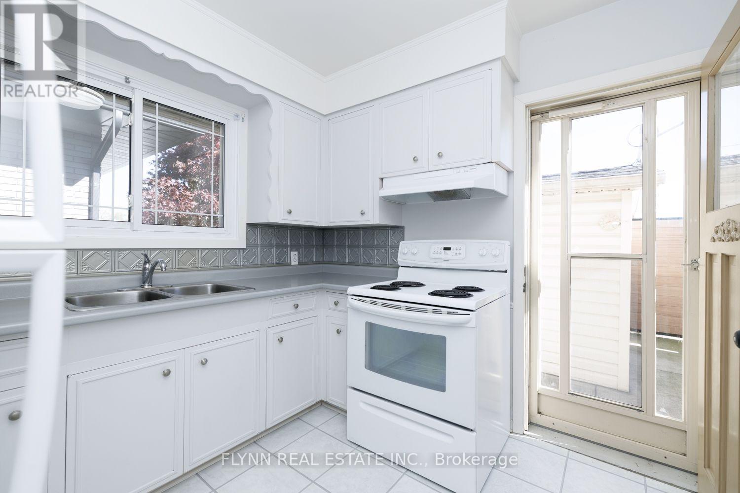 8968 Banting Avenue, Niagara Falls, Ontario  L2G 6Z9 - Photo 13 - X14108750