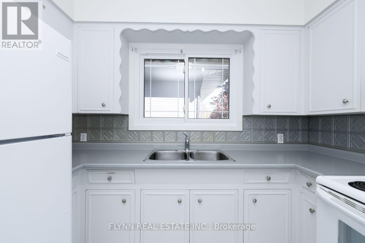 8968 Banting Avenue, Niagara Falls, Ontario  L2G 6Z9 - Photo 14 - X14108750