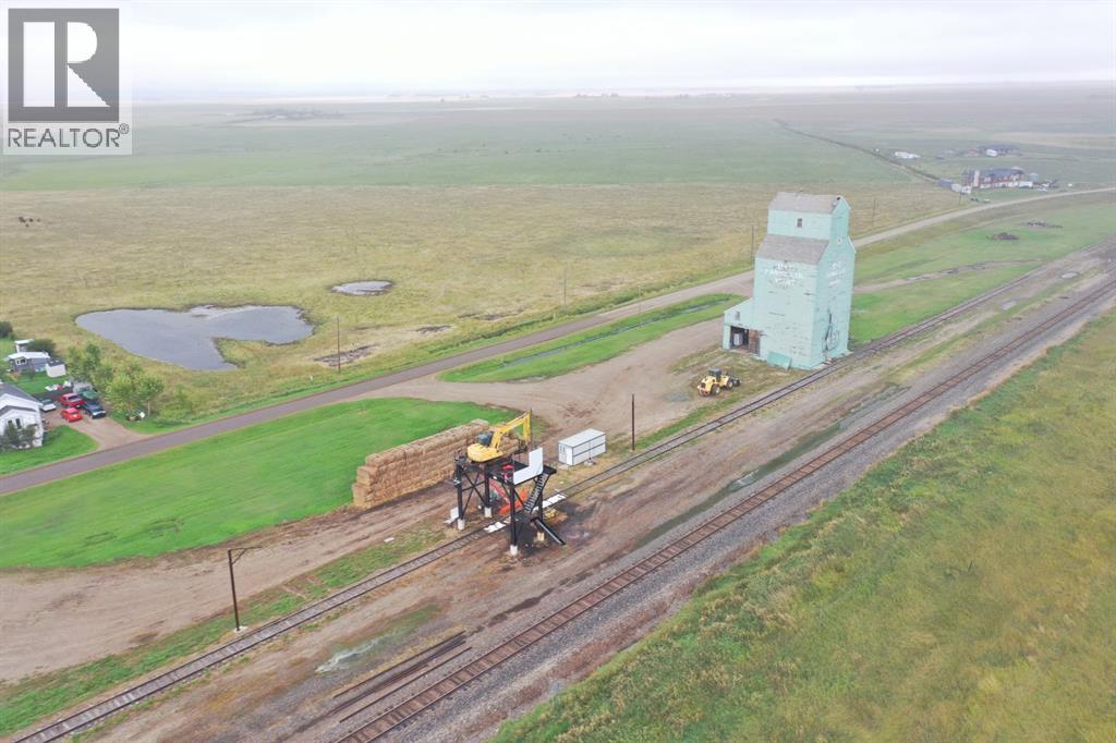 On Railway Ave, Brant, Alberta  T0L 0L0 - Photo 25 - A2263660