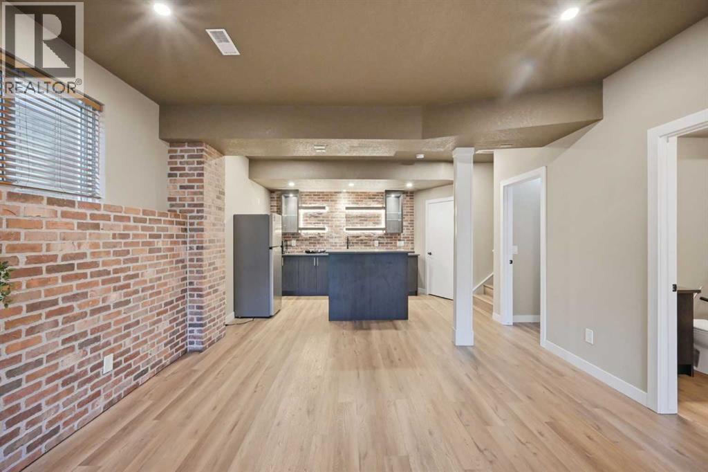 110 Baysprings Gardens SW