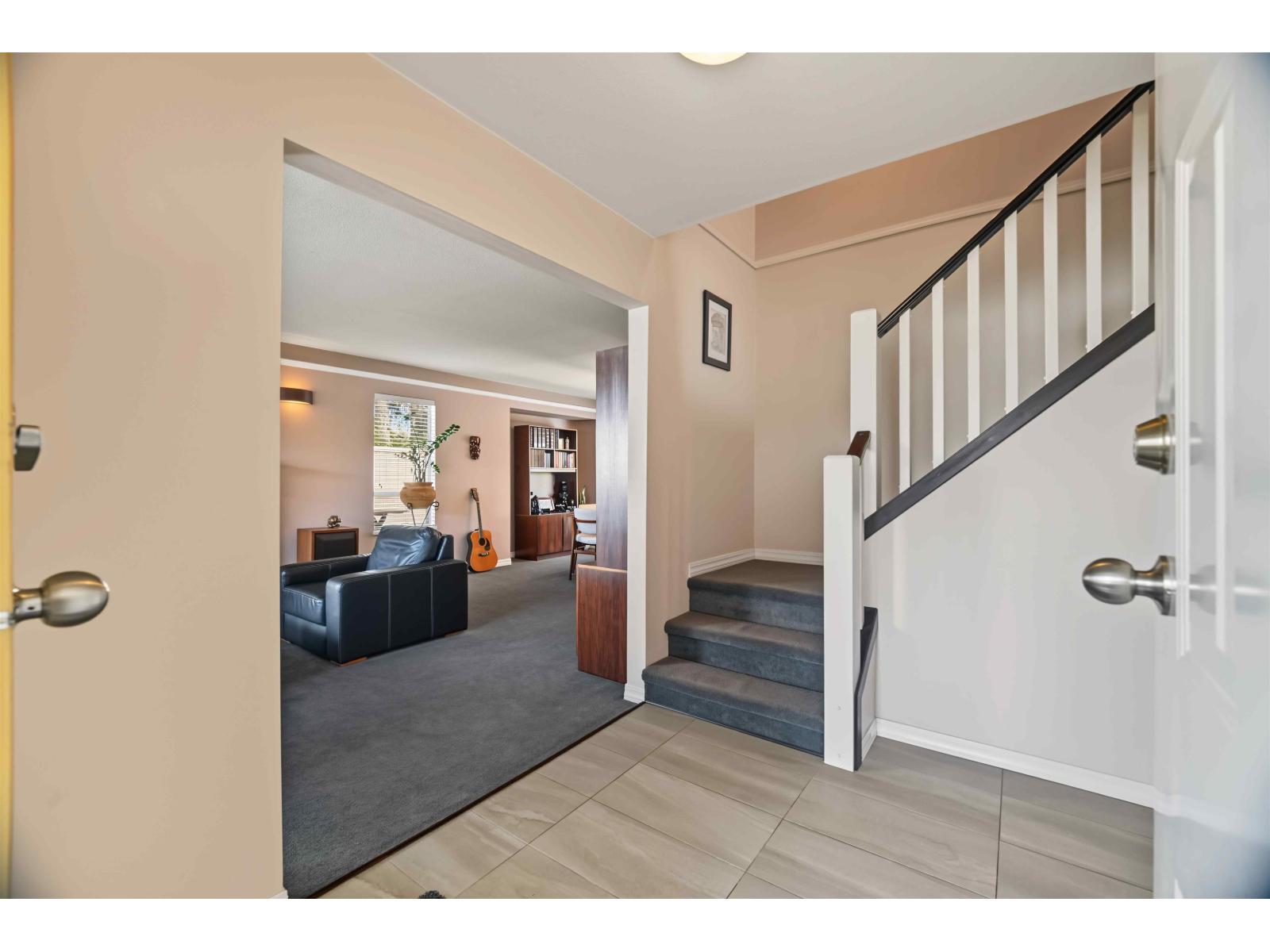 8832 143 Street, Surrey, British Columbia  V3V 7T2 - Photo 5 - R3168786