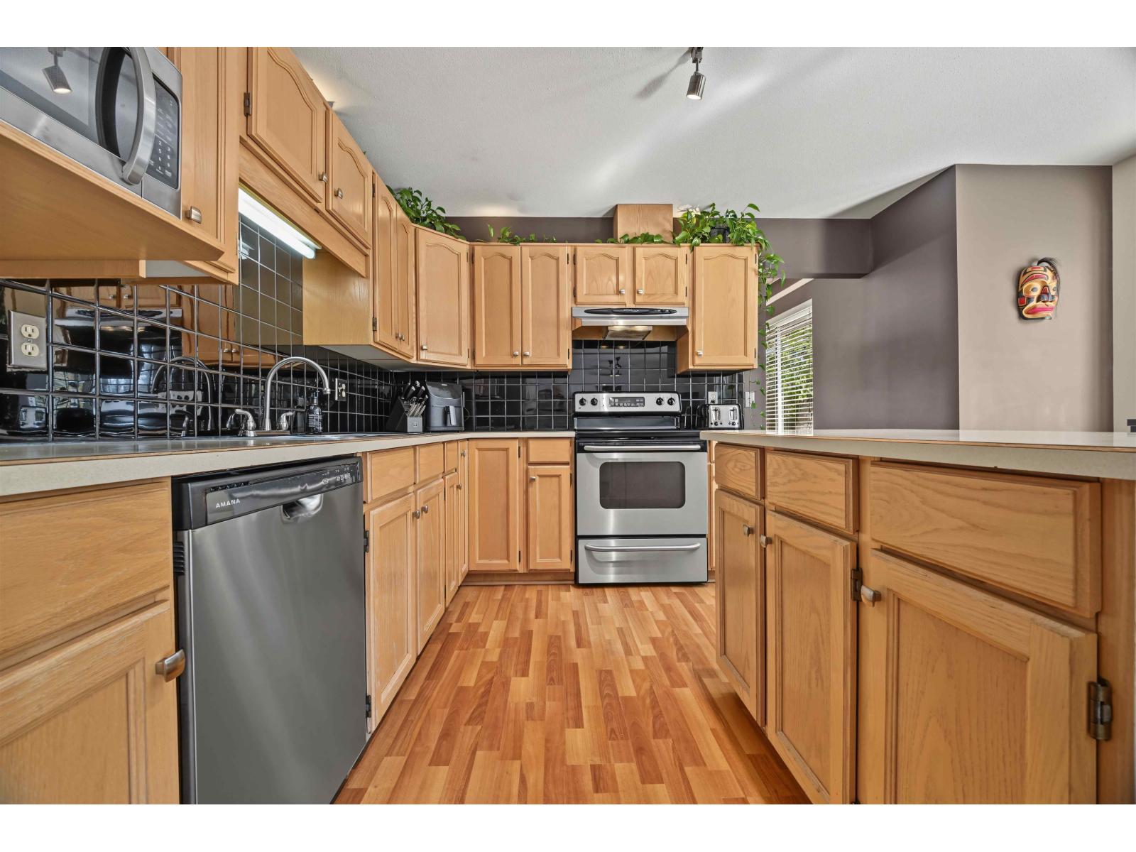 8832 143 Street, Surrey, British Columbia  V3V 7T2 - Photo 13 - R3168786