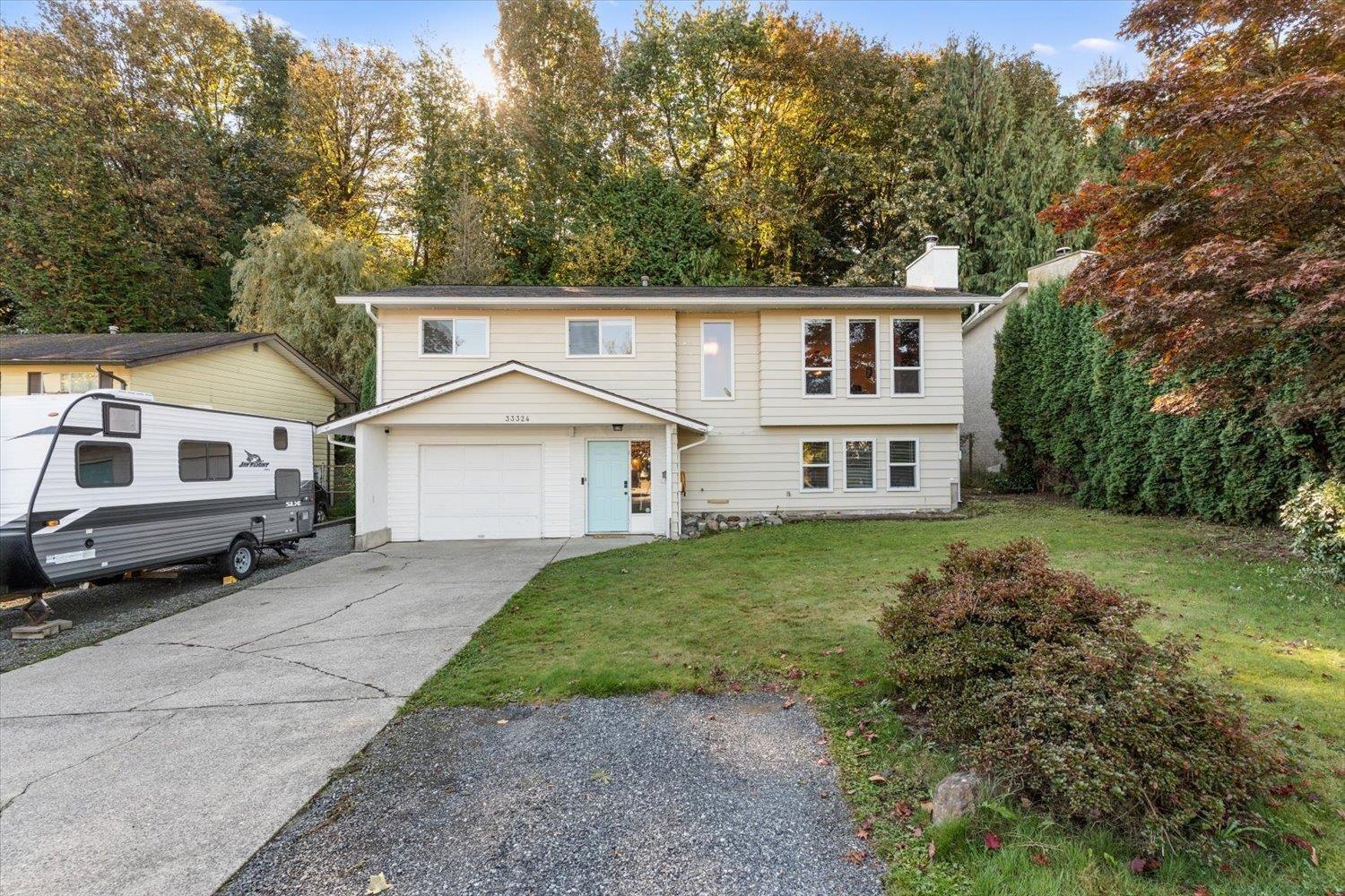 33324 Wren Crescent, Abbotsford, British Columbia  V2S 5W1 - Photo 3 - R3177645