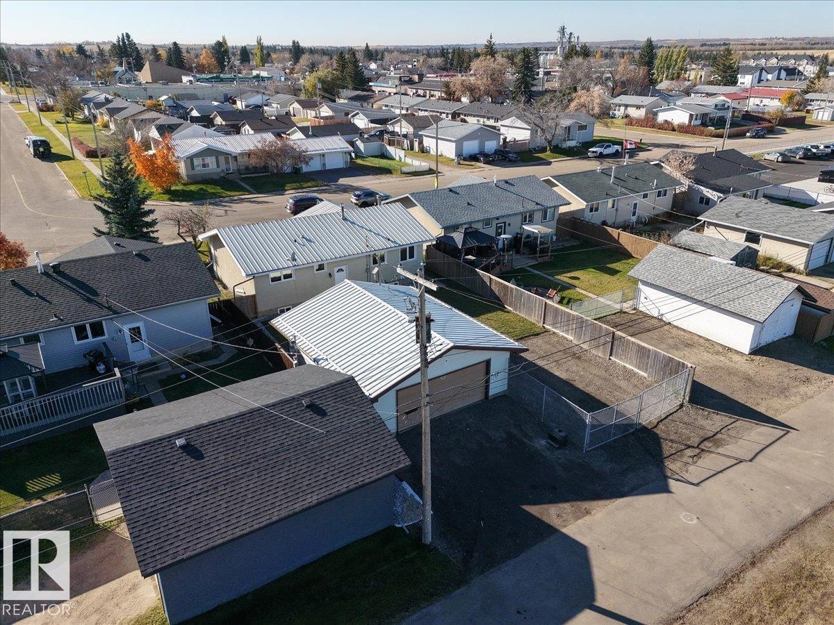4716 51 AV