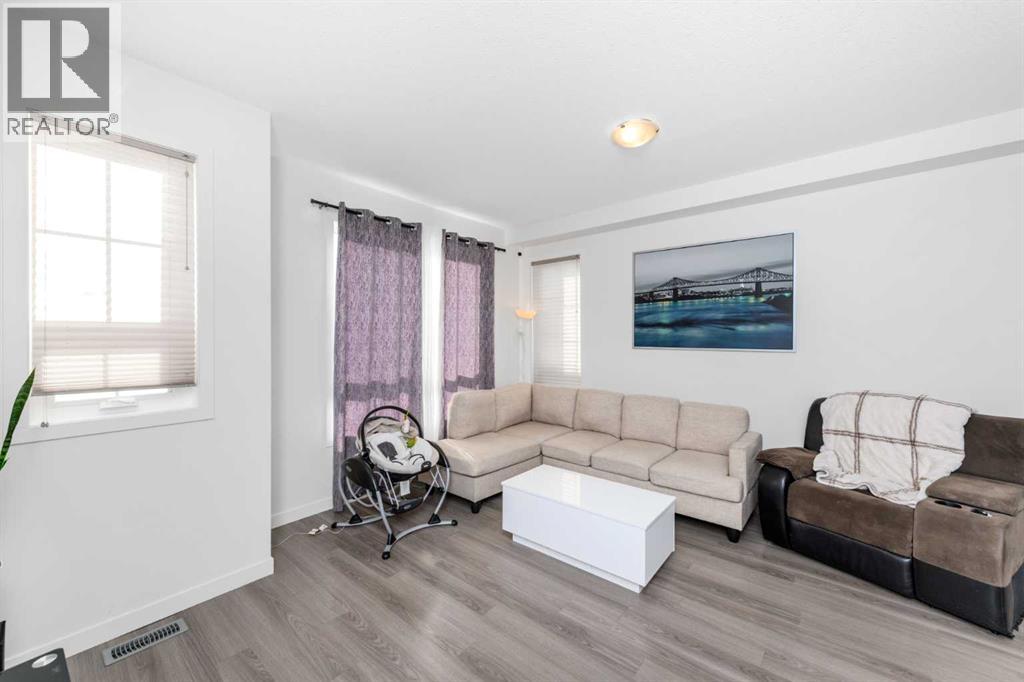 932 Sherwood Boulevard NW, Calgary, Alberta  T3R 1M9 - Photo 11 - A2352806
