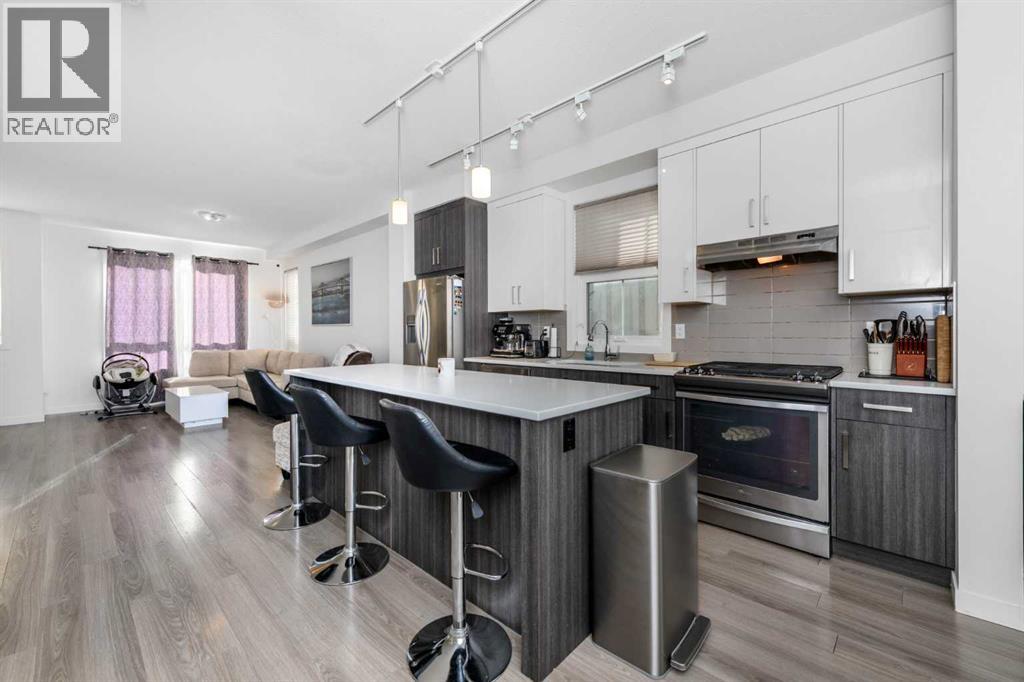 932 Sherwood Boulevard NW, Calgary, Alberta  T3R 1M9 - Photo 7 - A2352806