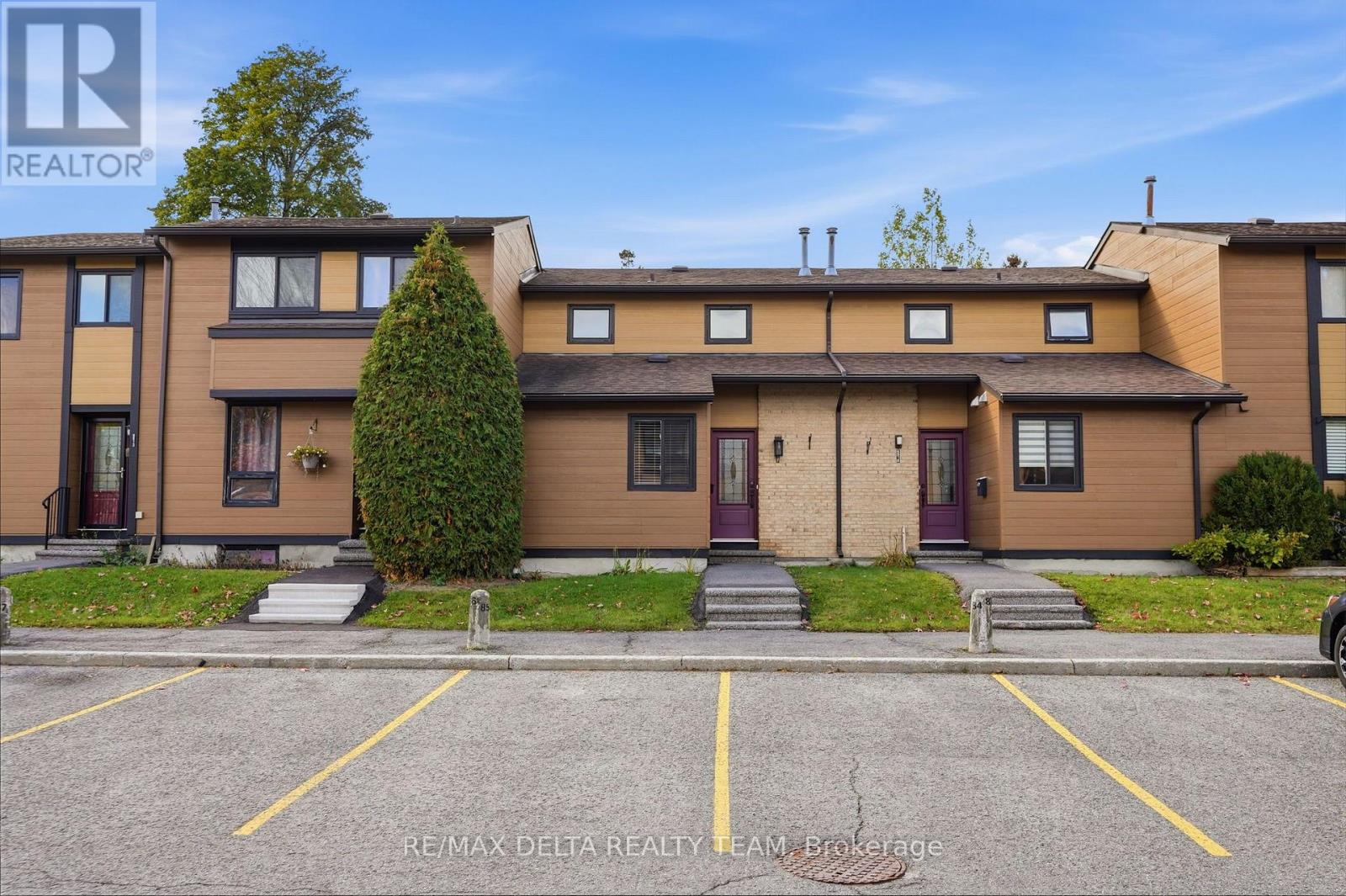6917 Bilberry Drive, Ottawa, Ontario  K1C 2C1 - Photo 1 - X14108946