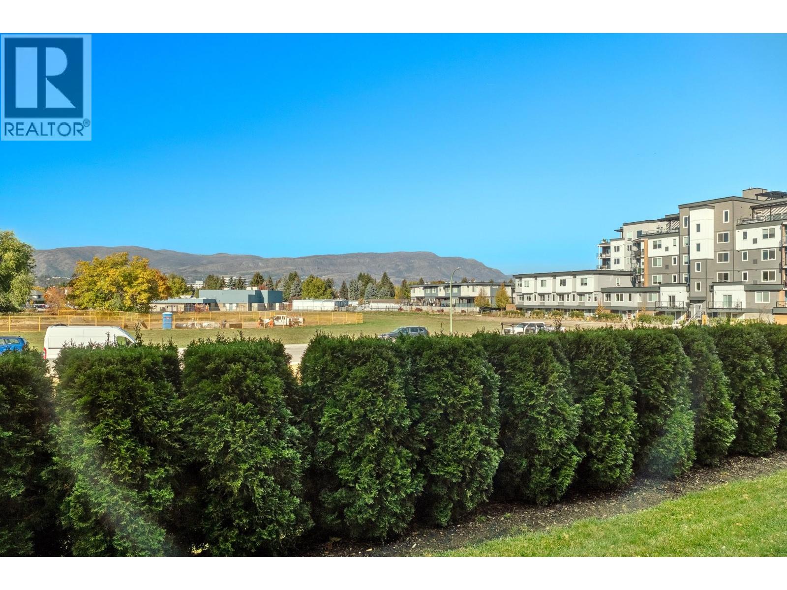 3731 Casorso Road Unit# 106