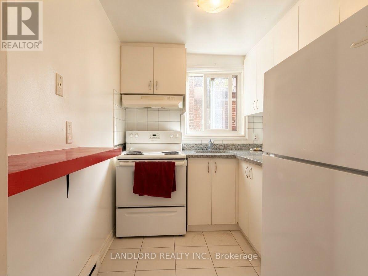 201 - 176 Howland Avenue, Toronto, Ontario  M5R 3B6 - Photo 11 - C14108948