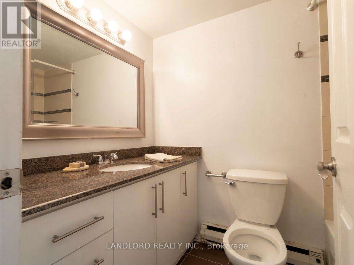 201 - 176 Howland Avenue, Toronto, Ontario  M5R 3B6 - Photo 12 - C14108948