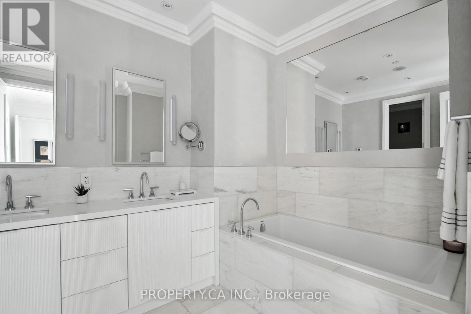 5103 - 311 Bay Street, Toronto, Ontario  M5H 4G5 - Photo 31 - C14108976