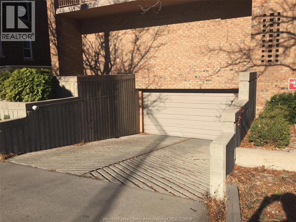 1700 University Unit# 103, Windsor, Ontario  N9B 1C4 - Photo 17 - 26026059