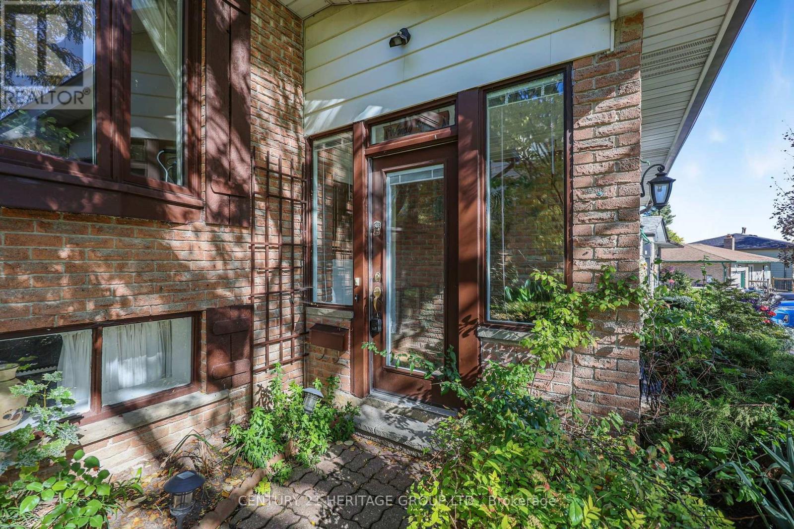 171 Lee Avenue, Bradford West Gwillimbury, Ontario  L3Z 1A8 - Photo 6 - N14108952