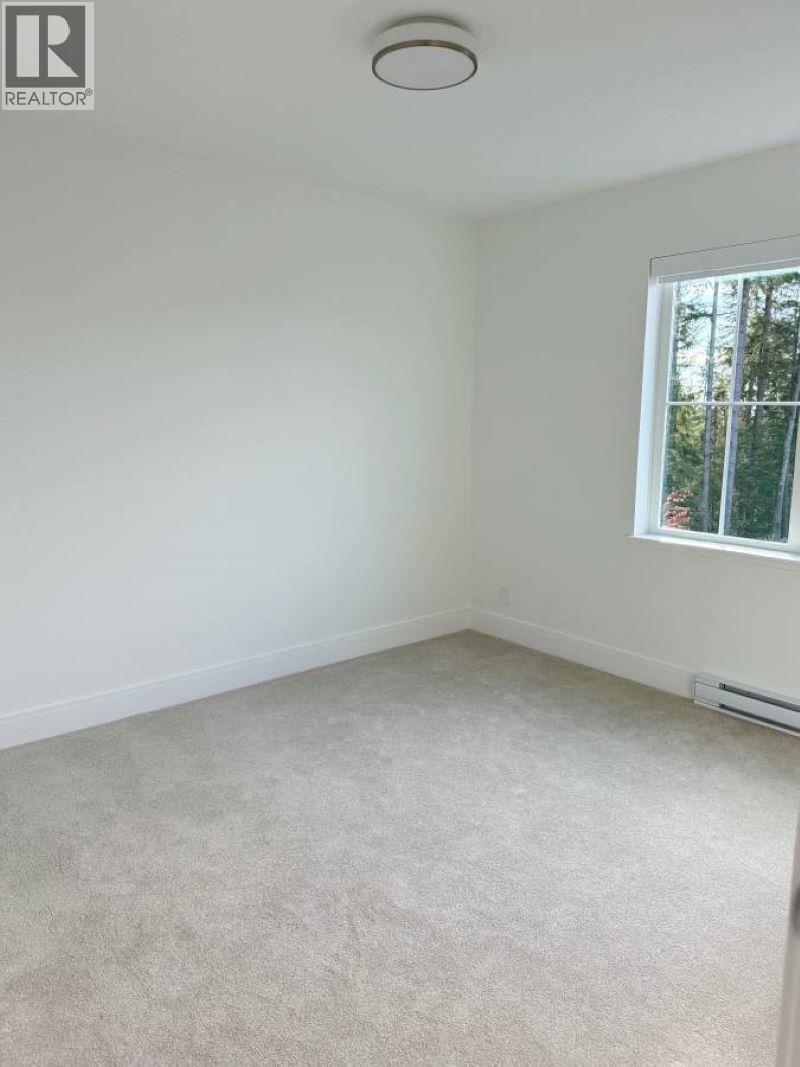1310 Mitchell Avenue, Coquitlam, British Columbia  V3B 2W7 - Photo 13 - R3177889