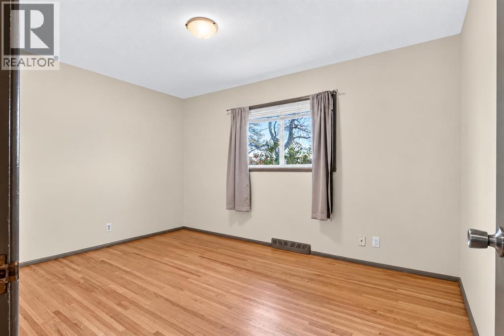 487 Northmount Drive Nw, Calgary, Alberta  T2K 3J1 - Photo 15 - A2353987