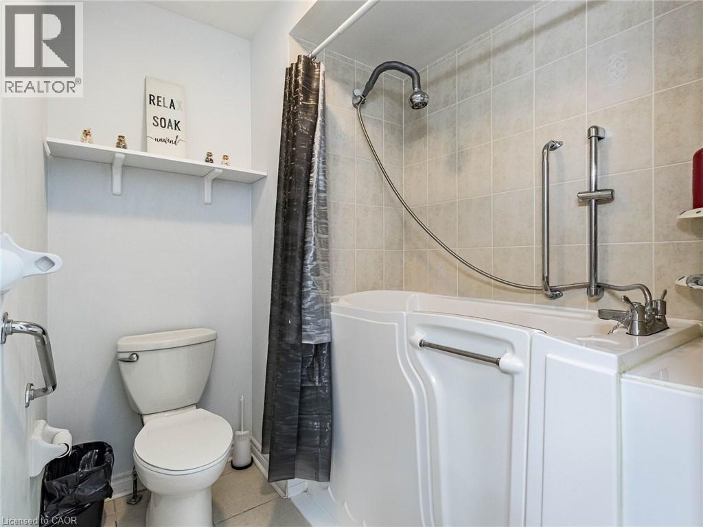 350 Lakebreeze Drive Unit# 8, Clarington, Ontario  L1B 1N2 - Photo 16 - 40873289